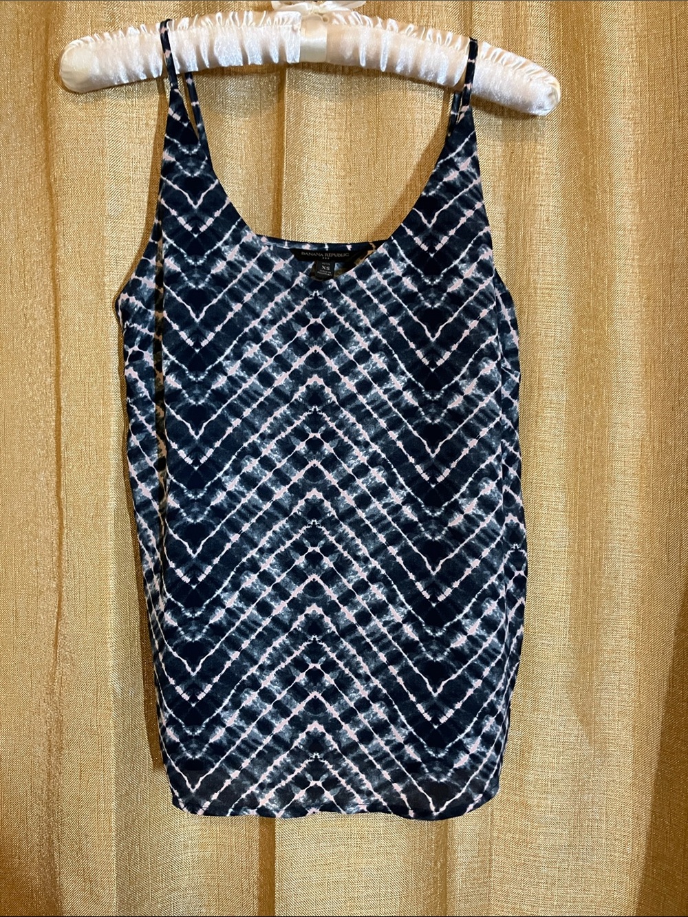 Banana Republic Black green and pink Chevron Tie-Dye Camisole